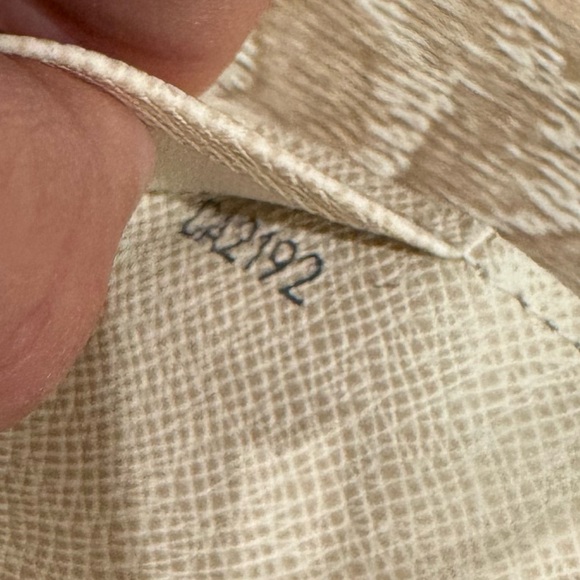 Authentic Louis Vuitton Damier Azur Flap Card Case - Picture 8 of 8